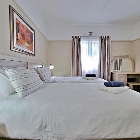 Fairway Holiday Accommodation Hermanus Esterno foto